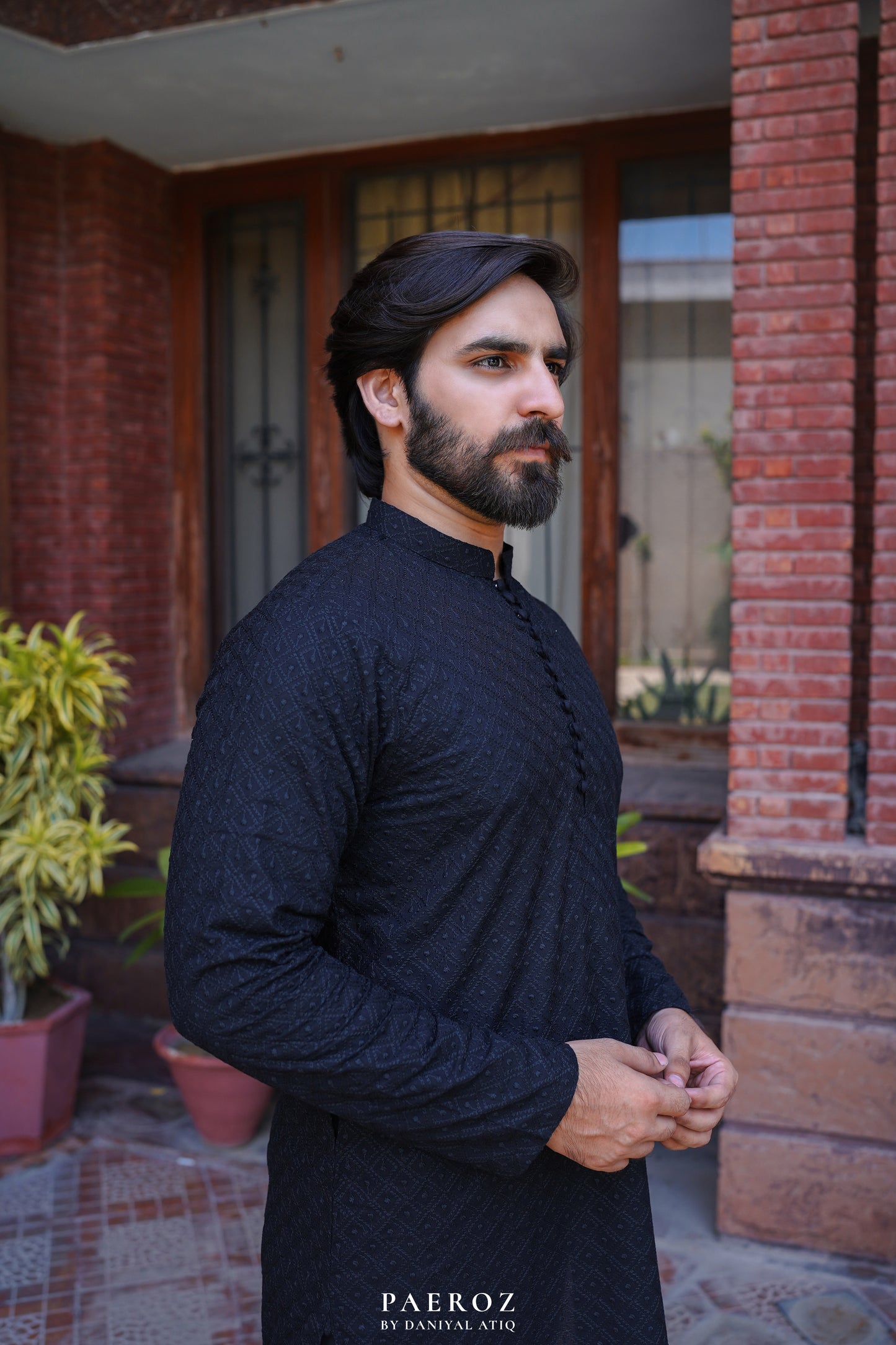 BLACK CHIKANKARI KURTA